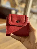 محفظة ڤيرا – اللون الأحمر ❤️